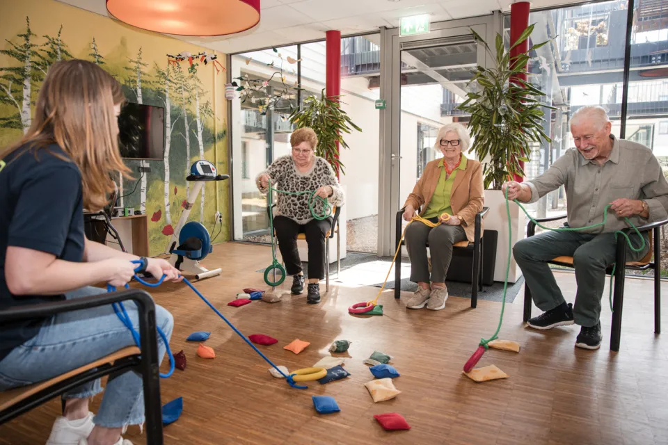 een visspel spelen samen met de beweegagoog
