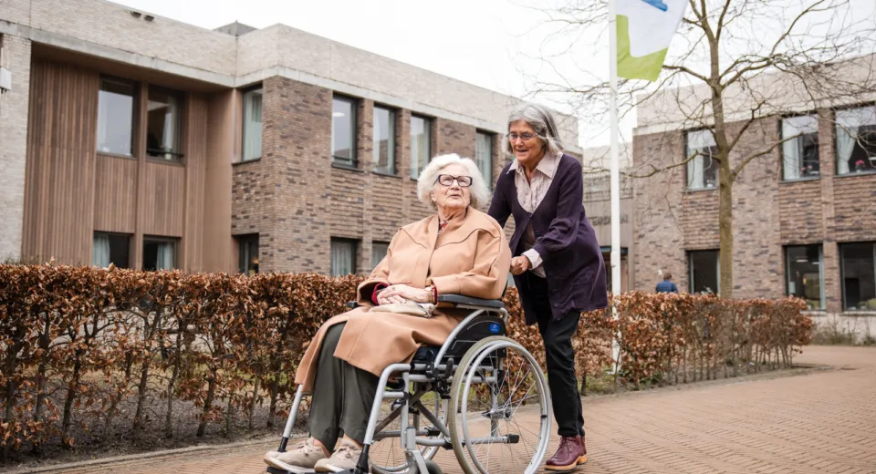 Duinen van Haamstede buiten rolstoel wandelen