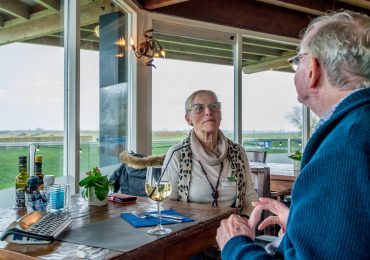  “De  hele  week verheugt hij zich op ons uitstapje”